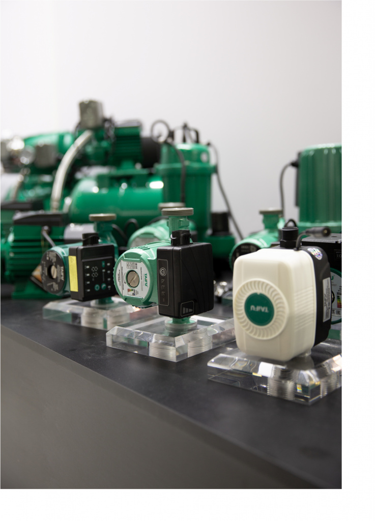 Насосы имеют следующие серии: циркуляционные, повысительные, дренажные, туалетные, вибрационные, скважинные и насосные станции.